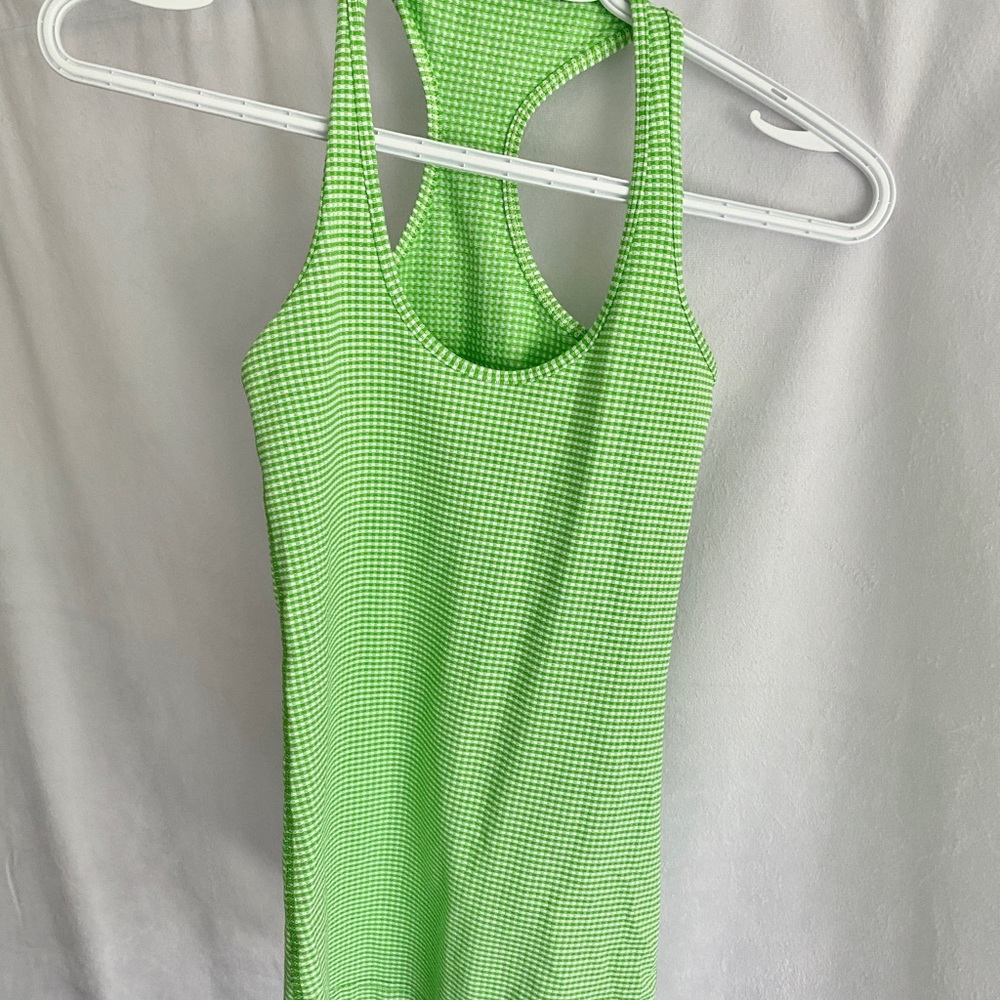 Lululemon tank top